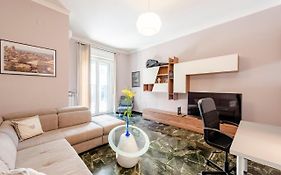 Joivy Cute Flat With Terrace