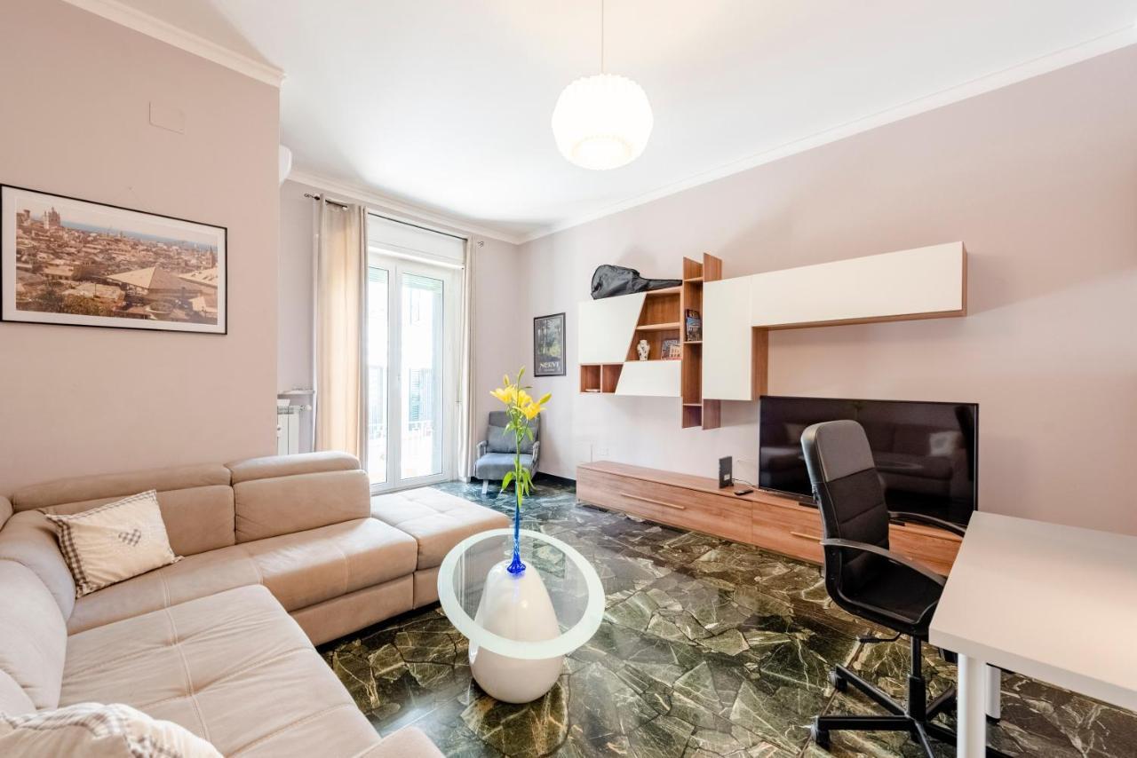 Joivy Cute Flat With Terrace Appartement Genua Buitenkant foto
